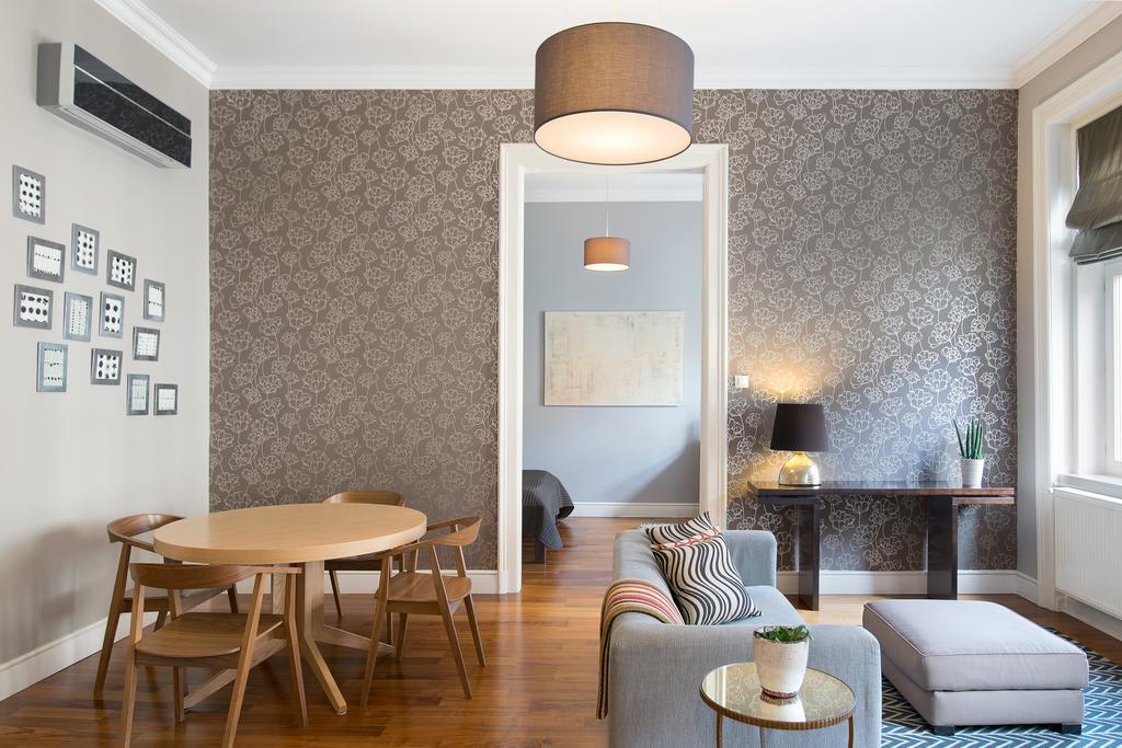 Kapital Inn Budapest Budapeste Exterior foto